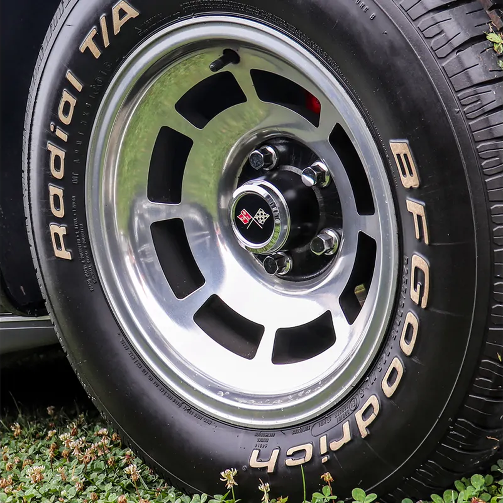 1976-1979 Corvette C3 Reproduction YJ8 Aluminum Wheel Set W/Hardware