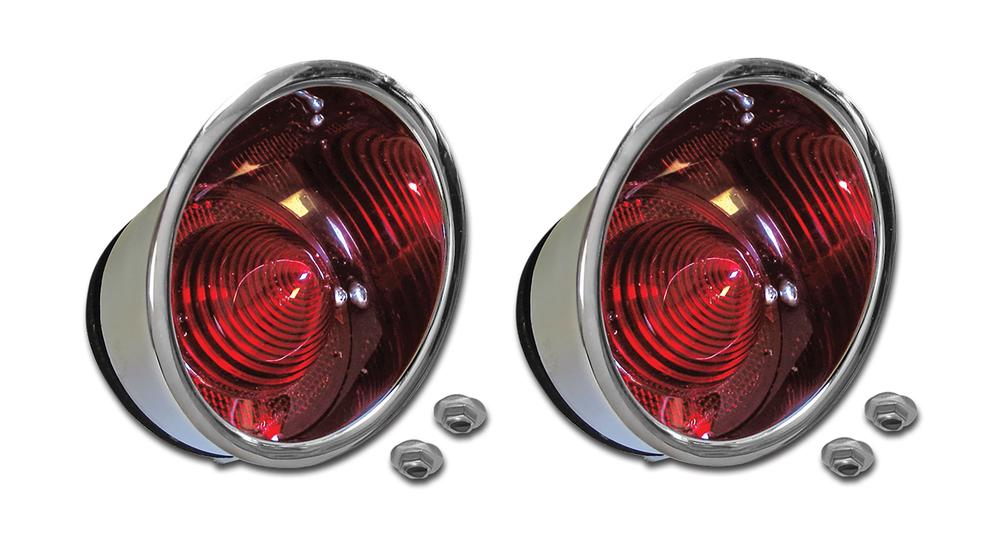 C1 1961-1962 Chevrolet Corvette Tail Light Assemblies. Inner LH & RH