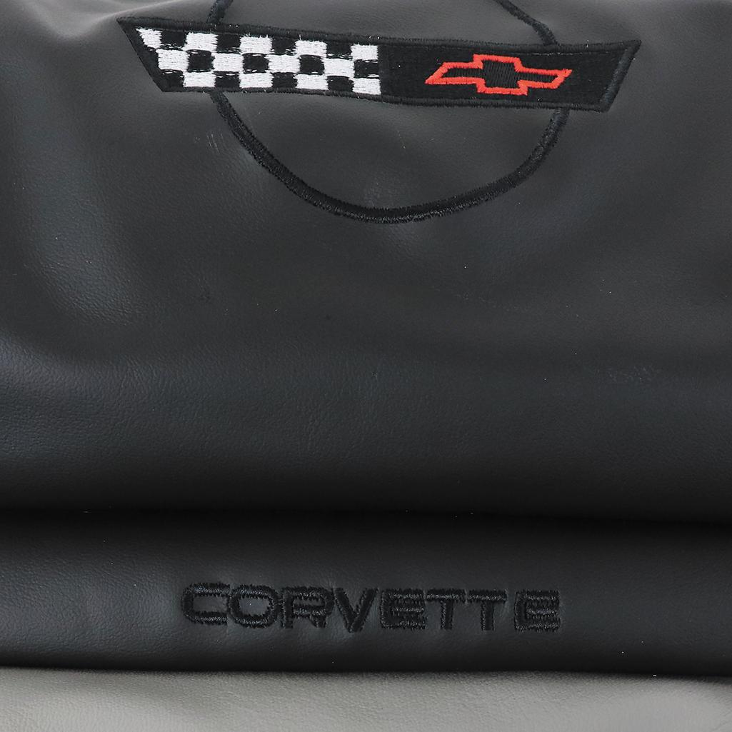 Black & Gray detail