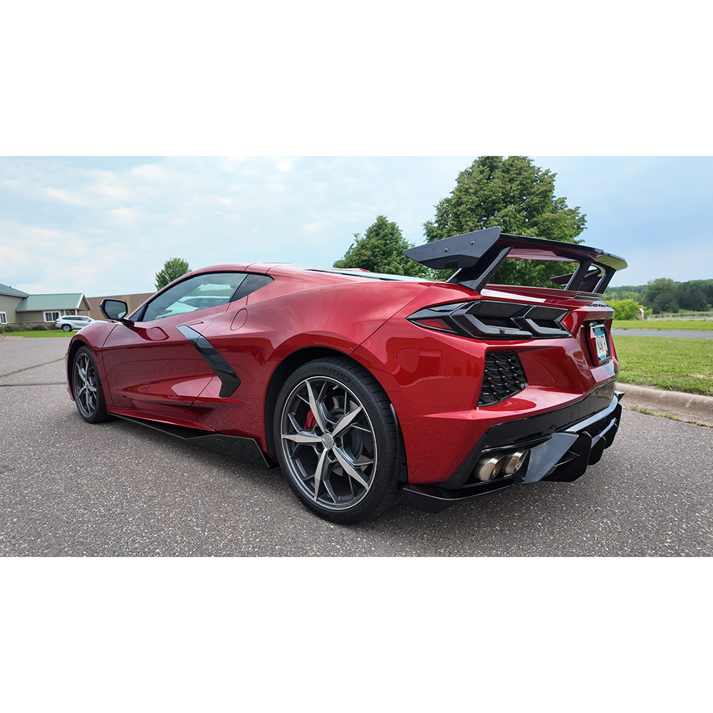 C8 Corvette Rear Corner Diffusers - Carbon Flash