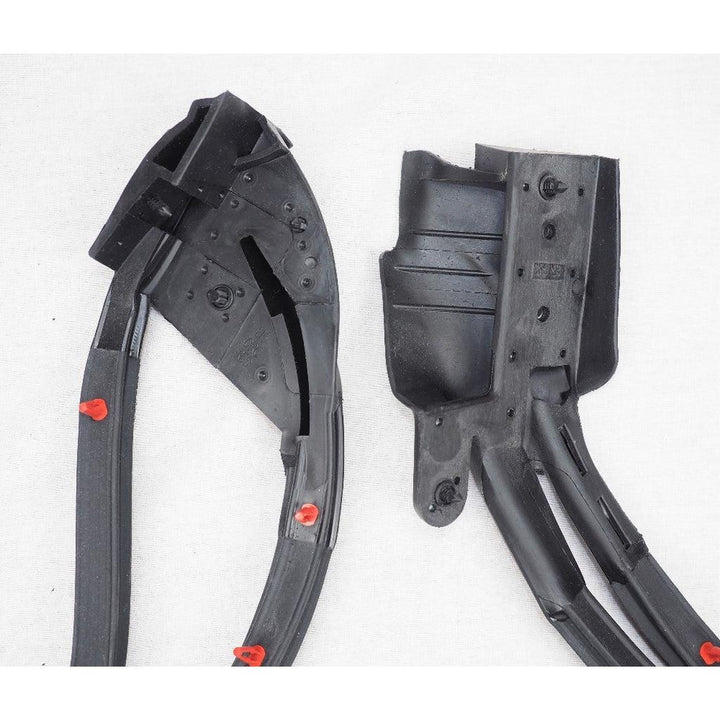 C5 1997-2004 Corvette Door Main Weatherstrip - LH