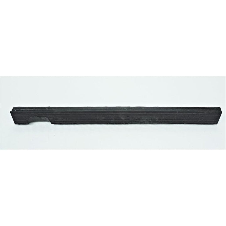 C1 1956-1962 Corvette Soft Top Side Rail Front Weatherstrip - RH