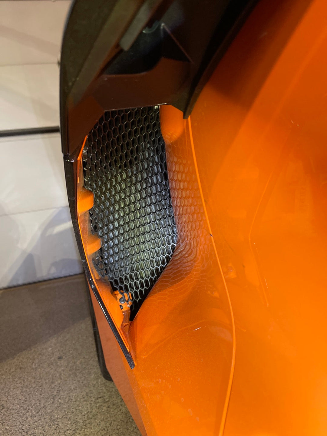 C8 Corvette Stingray 2020-2026 Side Intake Mesh Grills