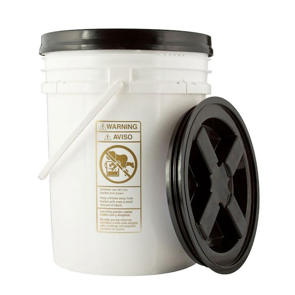 Black Gamma Seal Lid for 3.5, 5, 6 & 7 Gallon Plastic Buckets