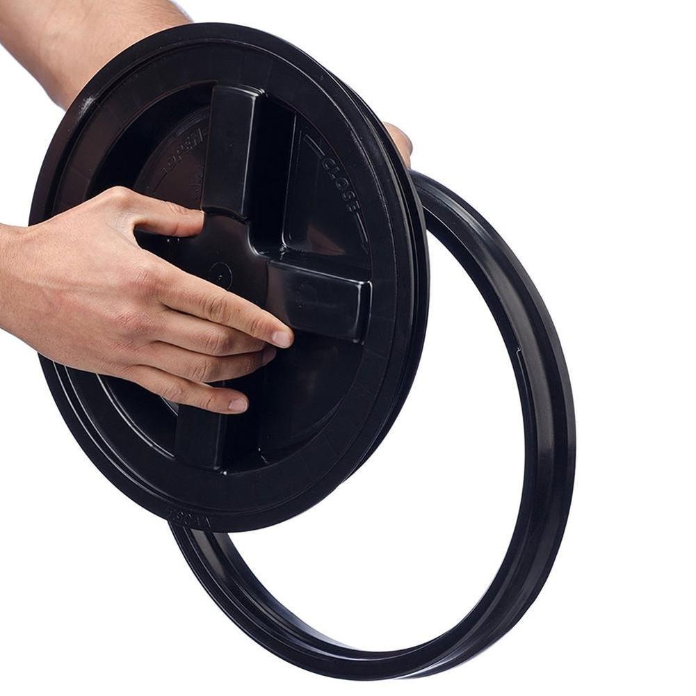 Black Gamma Seal Lid for 3.5, 5, 6 & 7 Gallon Plastic Buckets
