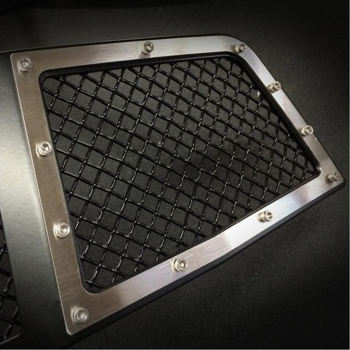 C7 Corvette Stingray Front Grille - GT Corsa : Black w/Brushed Port Accent Trim/Fasteners,Body Parts